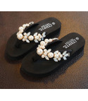 Women's flip-flops - girl jewel pearls roses white